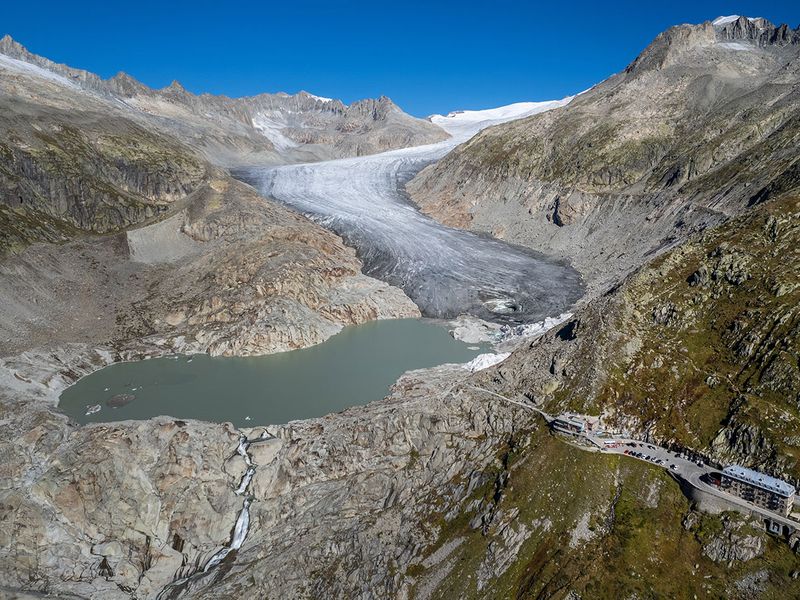 2023-09-28T070008Z_2122738220_RC2CG3AE3CTH_RTRMADP_3_CLIMATE-CHANGE-SWISS-GLACIERS-(Read-Only)