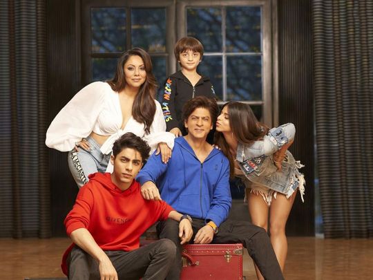 Gauri, Shah Rukh, Suhana, Abram and Abram