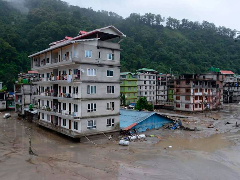 India_Sikkim_Floods_95572--1671e