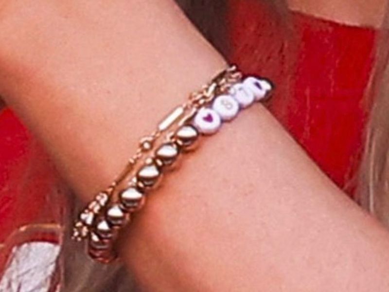 Taylor Swift's bracelet