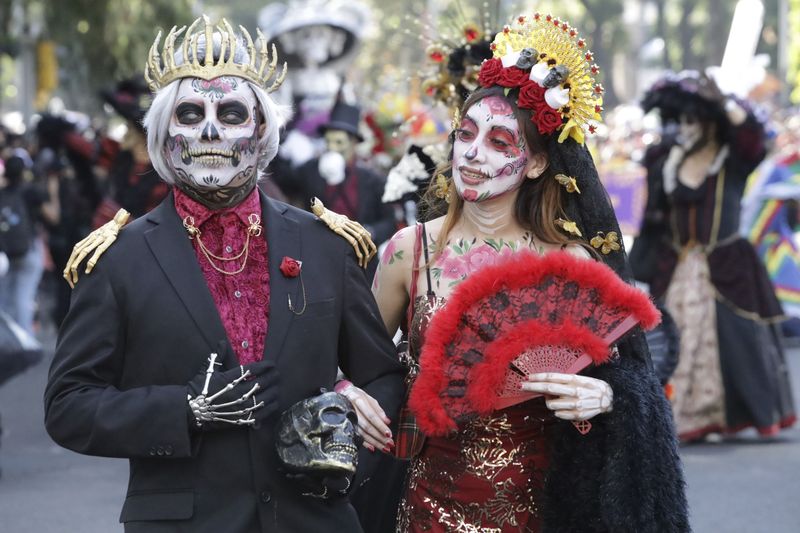 Copy of Mexico_Day_of_the_Dead_Parade_54090--8feff-1699159670483