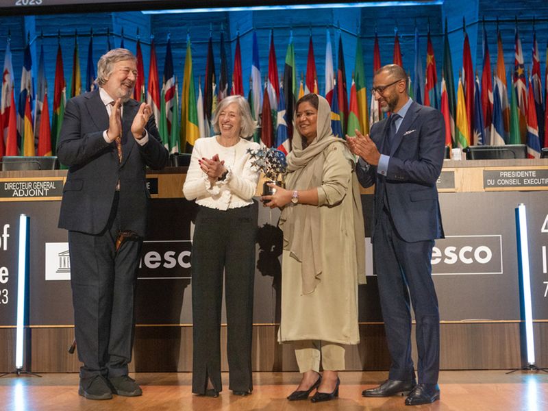 Stephen Fry announced Pakistan’s Sister Zeph as the winner of the Varkey Foundation Global Teacher Prize 2023 at a ceremony that took place at UNESCO’s General Conference in Paris.