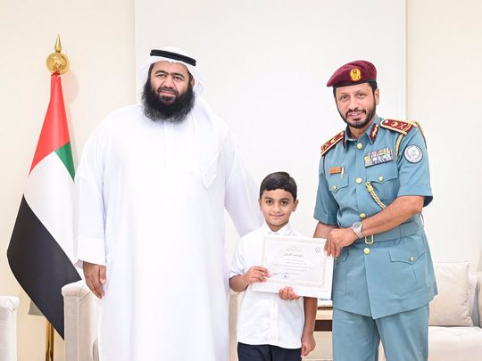 shj-police-chief-with-ali-and-his-father-pic-from-police-1699787396164