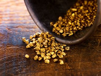 UAE halts 32 gold refineries to combat money laundering