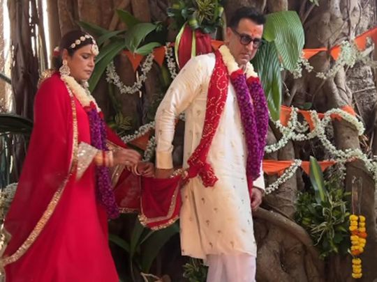 Ronit Roy and wife Neelam