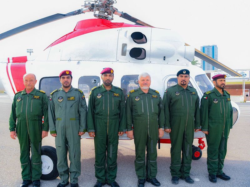 rak-police-air-wing-team-that-rescued-8-tourists-1708254467443