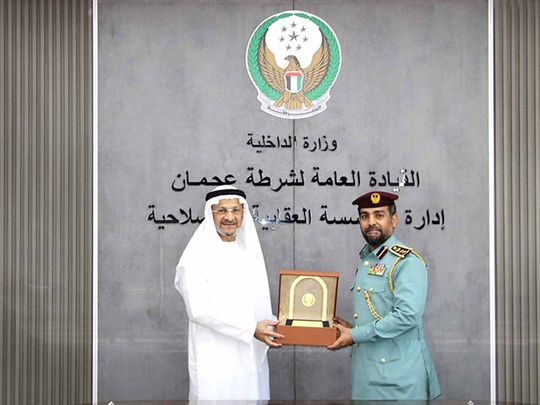 Firoz Merchant being felicitated by HE Colonel Mohammed Yusuf Al-Matrooshi-1708518603727