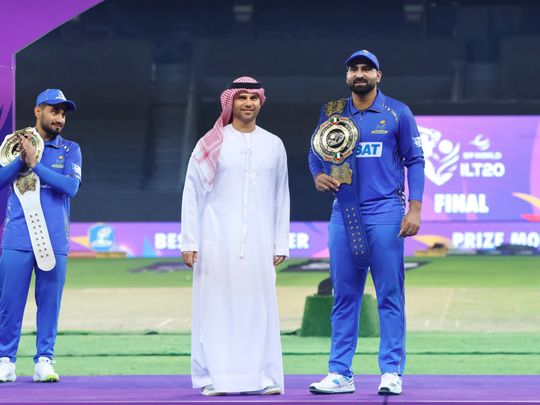 Muhammad Waseem of MI Emirates receives the Best UAE player during the presentation of the Final of the DP World International League T20 between the MI Emirates and the Dubai Capitals-1708528661438