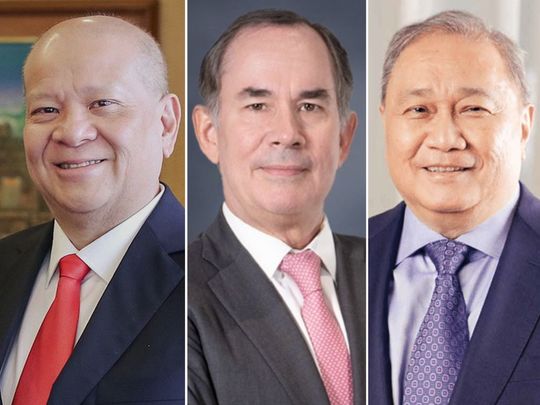 ENERGY TYCOONS: Filipino billionaires Ramon S. Ang (left) of San Miguel Corp, Sabin Aboitiz (centre) of Aboitiz Power, and Manny V. Pangilinan (right) of Meralco PowerGen Corp. – recently signed a deal for a $3.3- billion natural gas power project to produce an additional 2,500 MW (2.5 GW)  