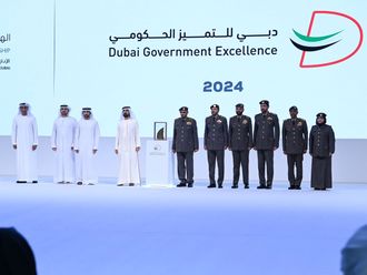 Dubai awards ‘unsung soldiers’, government departments
