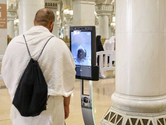 robots grand mosque mecca saudi