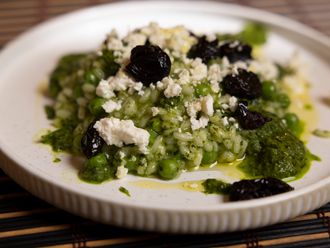 Your Ramadan Table: Spinach risotto with peas and feta