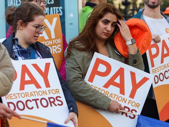 UK health workers doctors strike