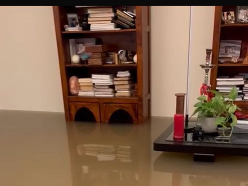 Stock-Property-Flooding