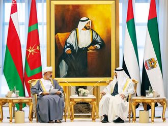 UAE, Oman sign agreements, leaders strengthen ties