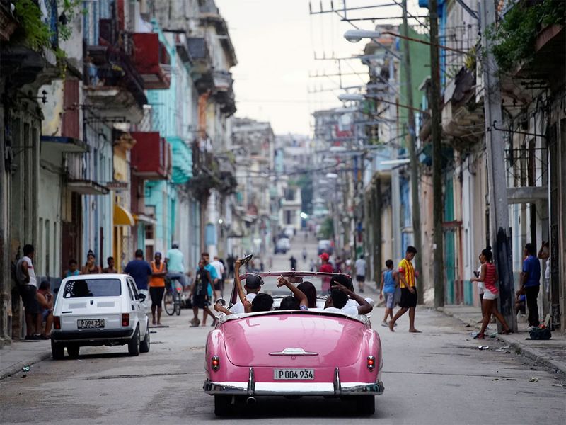 Cuba's retro rides gallery