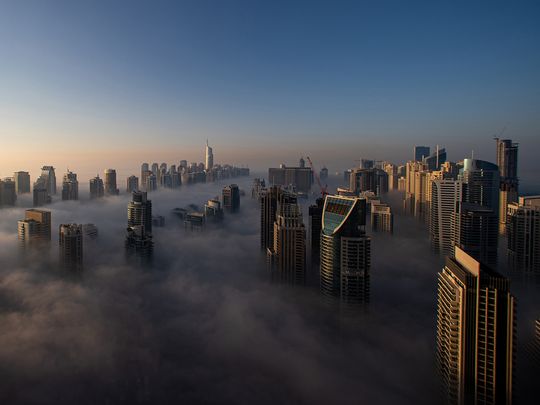 Stock-Dubai-Skyline-(Fog)
