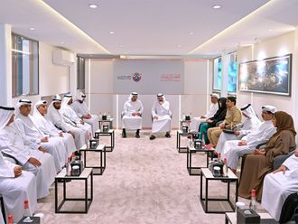 Sheikh Hamdan chairs Executive Council meeting at the Arabian Travel Market exhibition