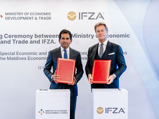 IFZA-Maldives-Signing-Image-FOR-WEB