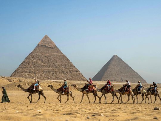  Giza Pyramids 