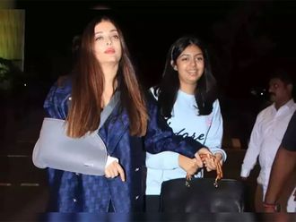 Video: 'Injured' Aishwarya boards Cannes flight