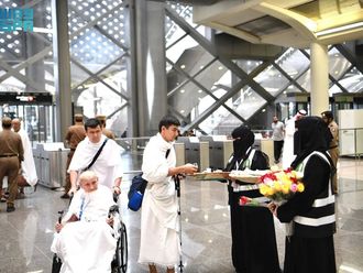 Hajj volunteers pilgrims saudi