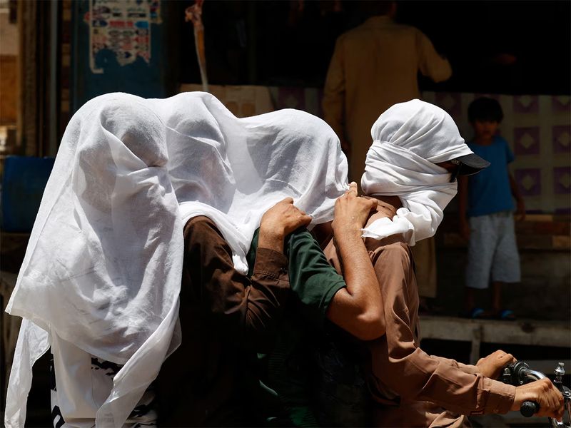 Heatwave scorches Pakistan