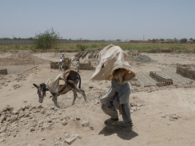 Heatwave scorches Pakistan