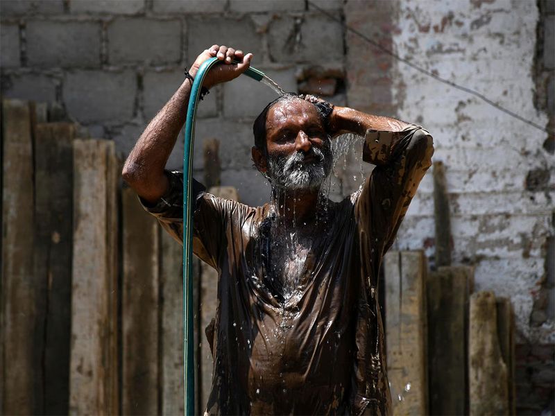 Heatwave scorches Pakistan