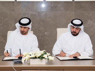 dubai-courts-and-legislative-committee-mou-signing-1-1717588905762