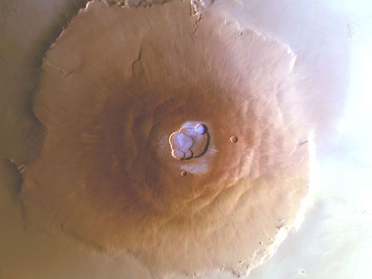 Frost discovered on top of giant Mars volcanoes