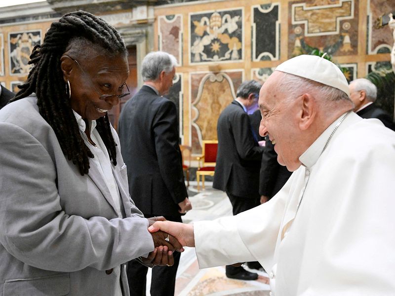 Pope Francis greets Whoopi Goldberg 