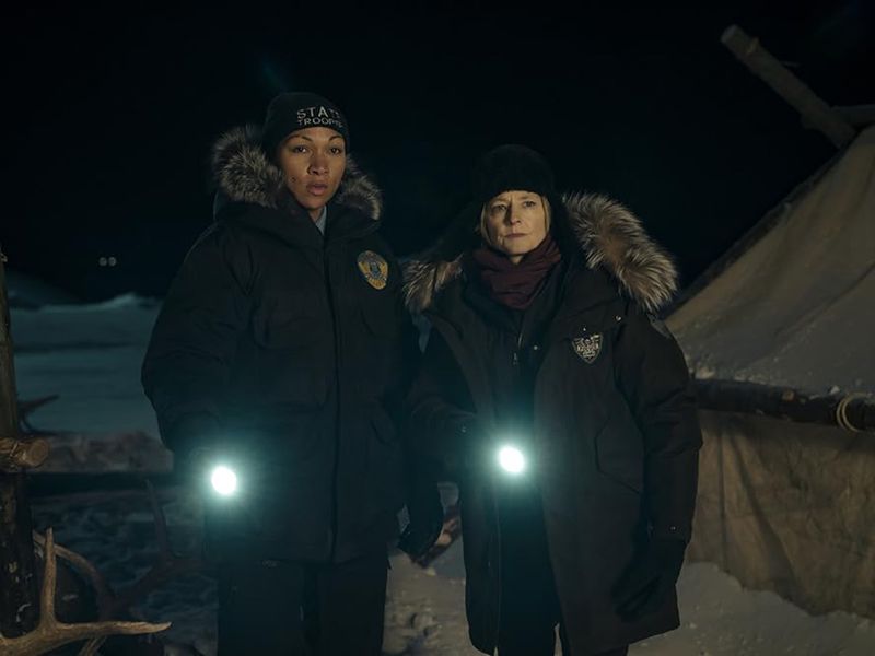 Kali Reis and Jodie Foster in 'True Detective'