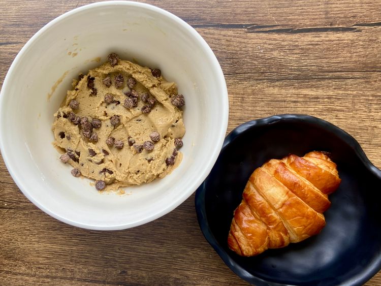 Fold in the chocolate chips in the prepared dough.