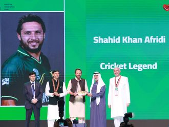 Shahid Afridi, other Pakistanis honoured in Dubai