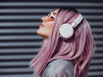 5 best premium headphones in UAE, for 2024