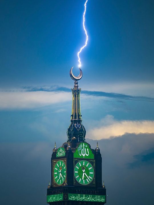 Saudi floods lightning