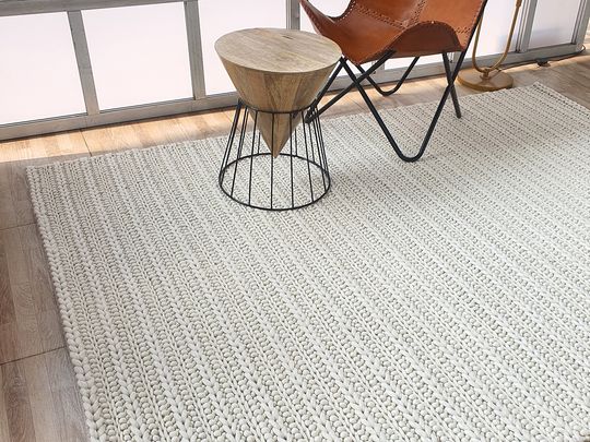 Ramsha-Homes-Carpets-Online-Shopping-SRN-028-170X240-CM-(1)-FOR-WEB