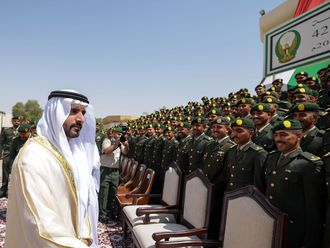 Hamdan attends Zayed II Military College graduation