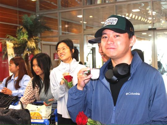 Chinese teachers get warm welcome upon arriving