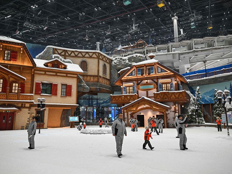 World's largest indoor ski resort opens in Shanghai 