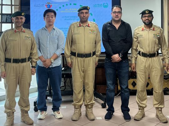 Dubai Police honour Two Residents for Cooperation-1725690440631