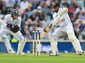 3rd Test: Sri Lanka's De Silva and Mendis defy England