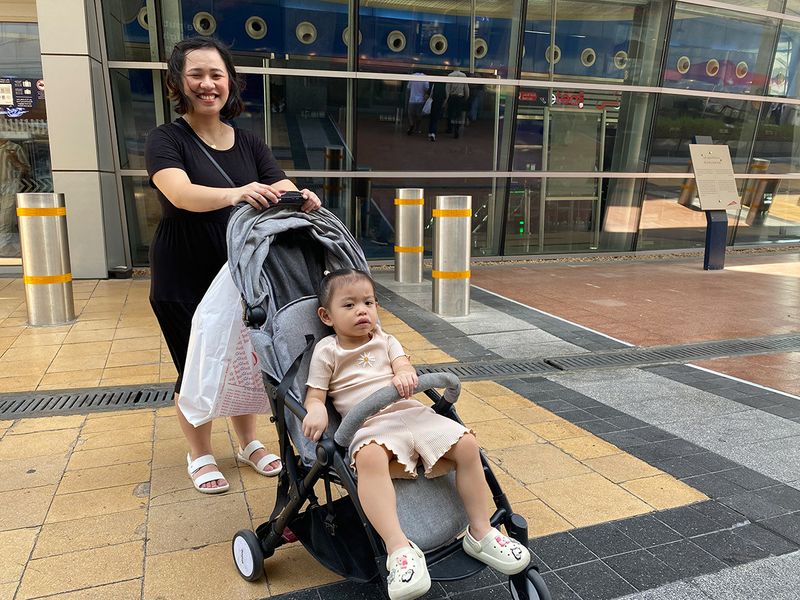 Filipina-pharmacist-Michelyn-Magaway-rides-Dubai-Metro-for-work-and-finds-it-easy-to-use-it-for-commuting-with-her-two-year-old-daughter-as-well-1725808507933