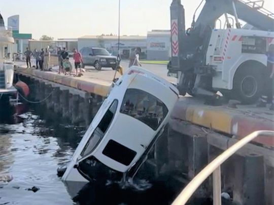 Dubai_Police_Recover_Vehicle_from-jaddaf-waters-1726486254702