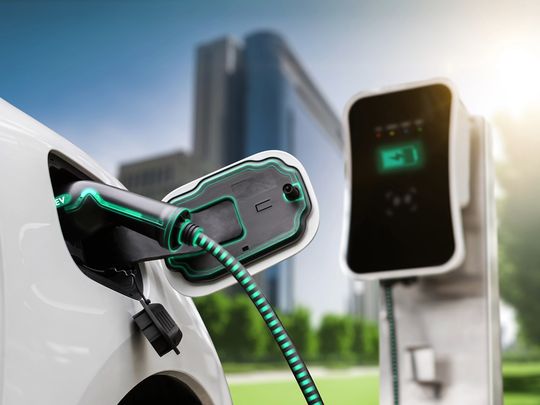 Stock-EV-Charging