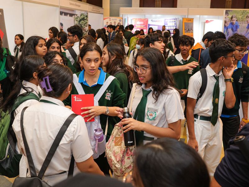 Students-at-Edufair-Oct-2024-3-VIRENDRA-FOR-WEB