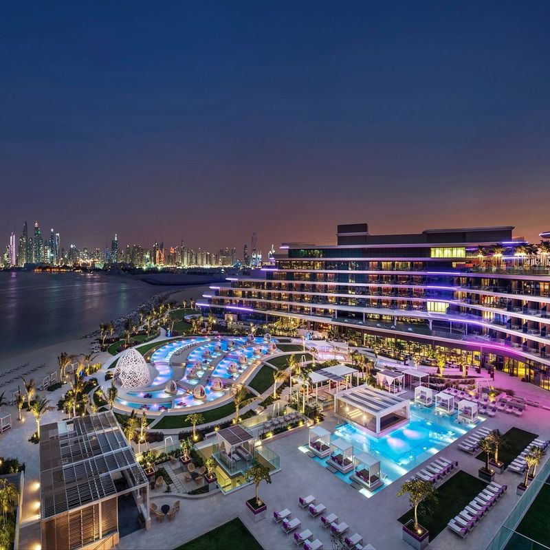 For an exciting seaside outing, visit Wet Deck at W Dubai – Palm Jumeirah.