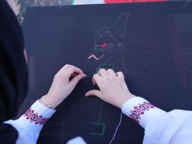 Learn the basics of Tatreez, the traditional Palestinian form of embroidery.