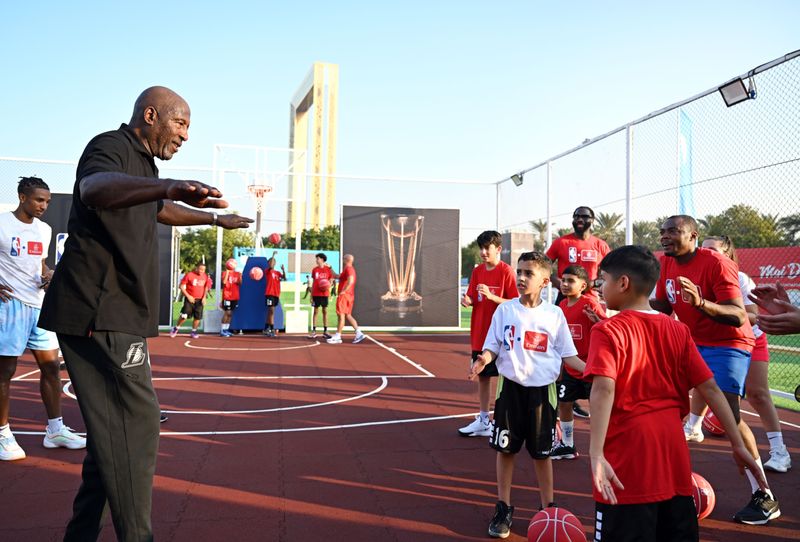 SPO James Worthy  1 kids-clinic-1731419913758